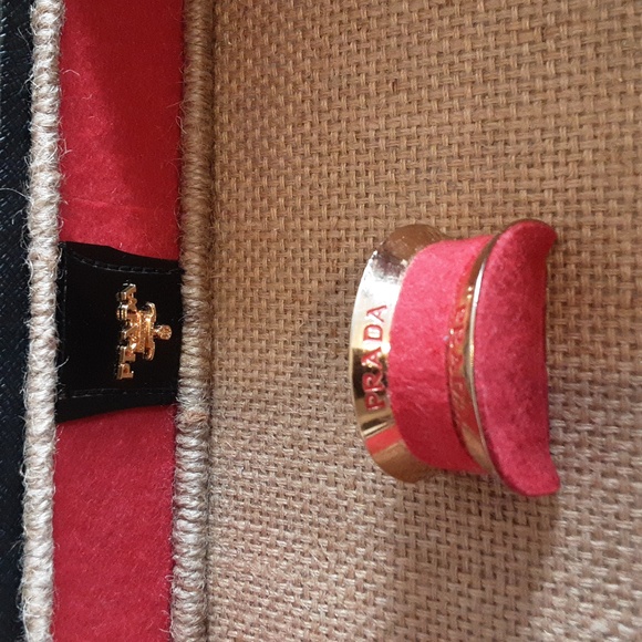 Prada crossbody  strap- replacement,detachable and adjustable Firm price ‼️ - Picture 12 of 16